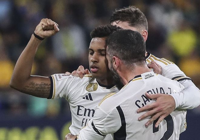 皇马三大致命伤曝光！姆巴佩依赖症+软肋尽显，伯纳乌王朝现危机（皇马三处致命短板曝光：过度倚重姆巴佩、漏洞尽显，伯纳乌王朝告急）