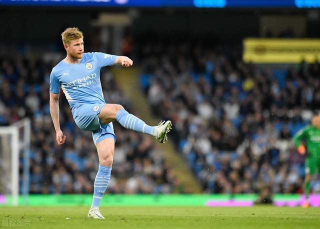 B席：感觉对阵皇马都快像打联赛了，来伯纳乌从来不轻松（B席：和皇马交手都快成常态了，客战伯纳乌一向不轻松）