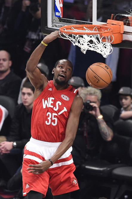 佩佩调侃摩洛哥队遭种族主义辱骂，黄潜官方发声明谴责（佩佩调侃摩洛哥队后遭种族歧视，黄潜官方发声谴责）